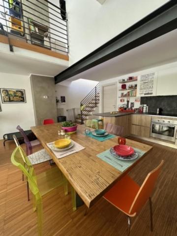 Pm 57 Via Giovanni Antonio Amadeo Apartment